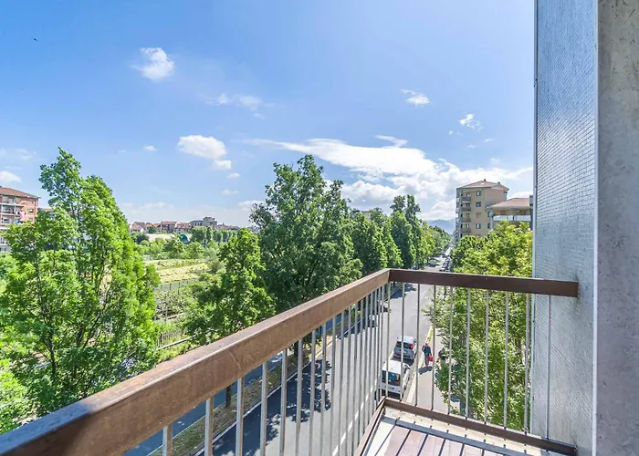 Guesthost - Santa Rita Functional Flat With Balcony * Torino