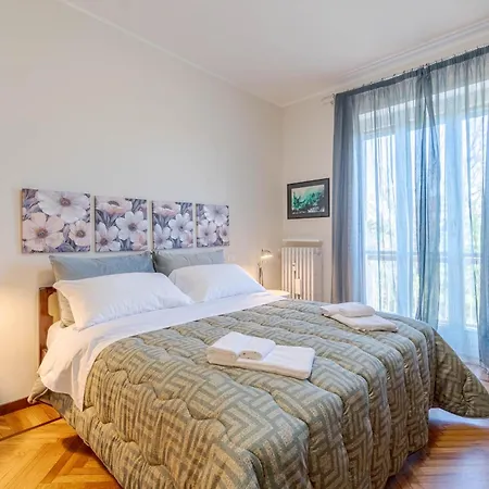 Apartment Guesthost - Santa Rita Functional Flat With Balcony *