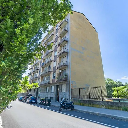 Apartman Guesthost - Santa Rita Functional Flat With Balcony